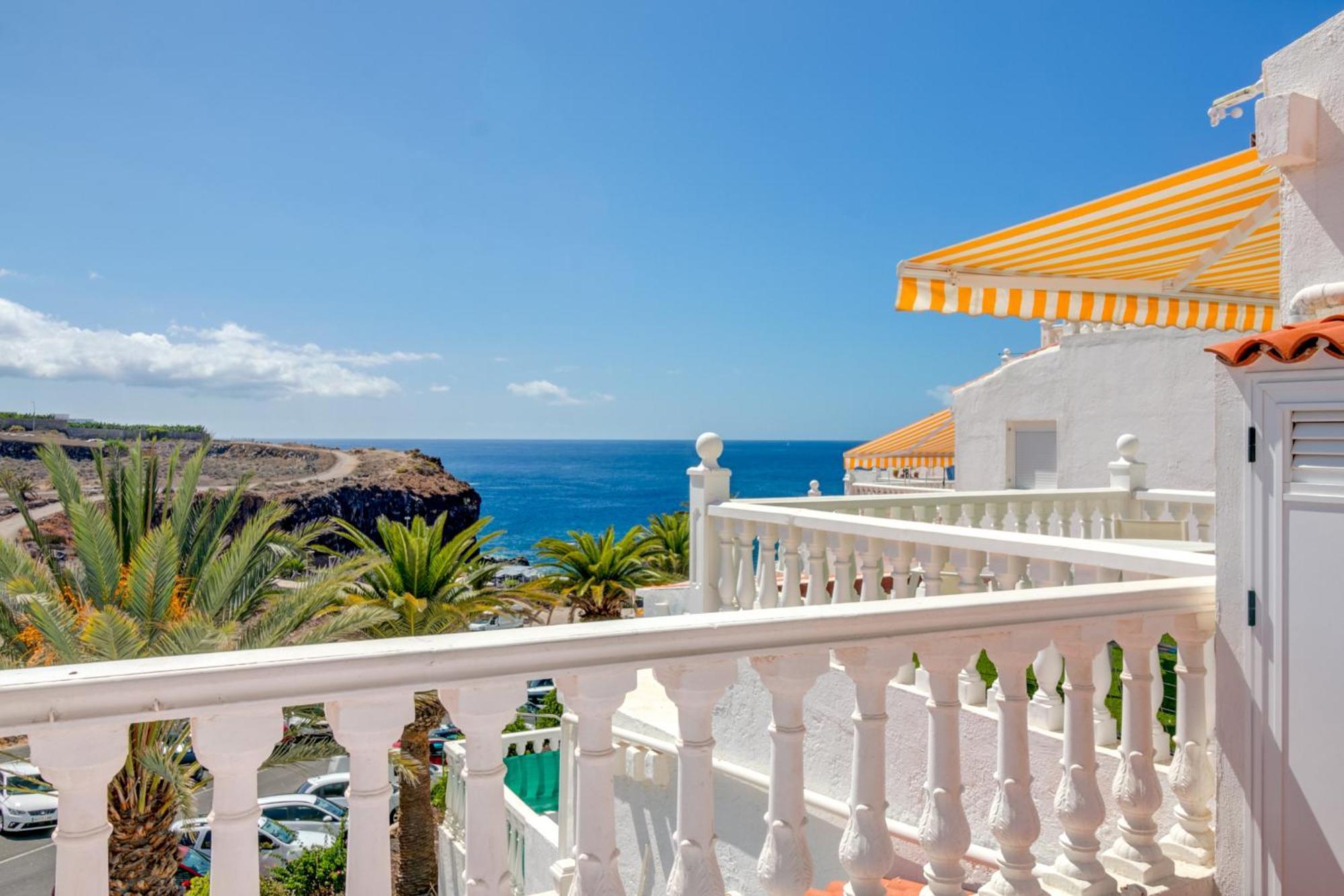 Relax Front Sea Apartment Callao Salvaje Exterior photo